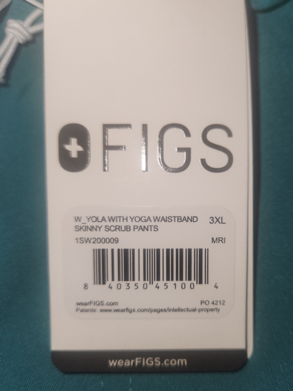 FIGS Scrubs Plus Size Yola Skinny Scrub Pants And Top - Teal (3XL)